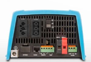 1 CONVERTISSEUR CHARGEUR 12V/230V MULTI 800VA/35-16