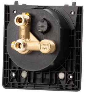 1 PRISE POUR DOUCHE EXTÉRIEURE AVEC INTERRUPTEUR