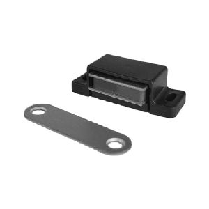 1 LOQUETEAU MAGNETIQUE 4 A 5 KGS PLASTIQUE NOIR