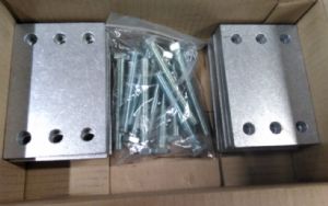 1 PLAQUES D'ÉCARTEMENT 50 MM KIT DE FIXATION PAR SERRAGE