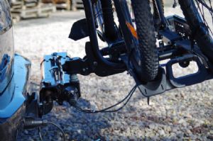 1 BRAS PIVOTANT SPACEMAKER POUR PORTE-VELOS SUR BOULE 65KG