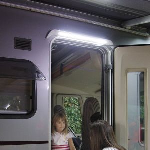 1 ECLAIREUR DE GOUTTIERE LED