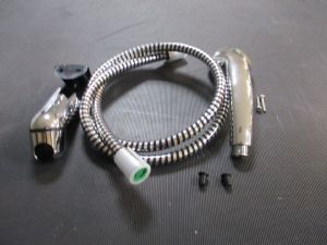 1 BOITE KIT SUPPORT DOUCHETTE+DOUCHETTE+FLEXIBLE CABINE 2013